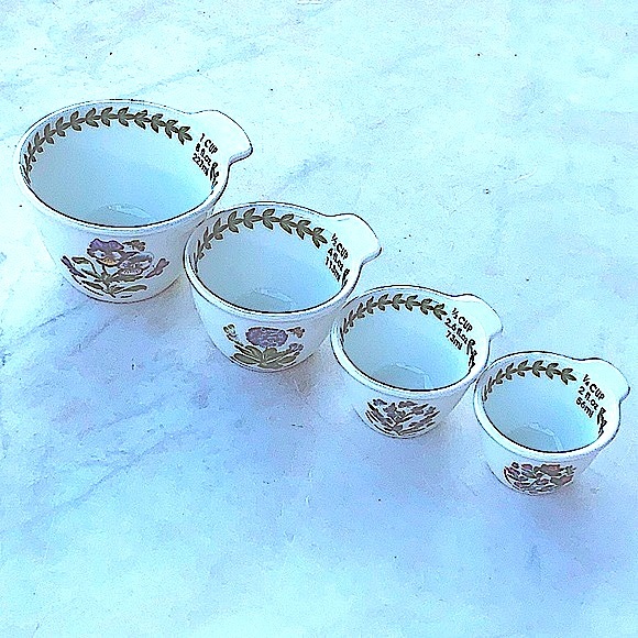 PORTMEIRION BOTANIC GARDEN MEASURING CUPS SET OF 4 - Picture 2 of 11